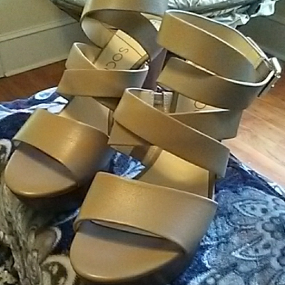 Sole Society Tan Wedges